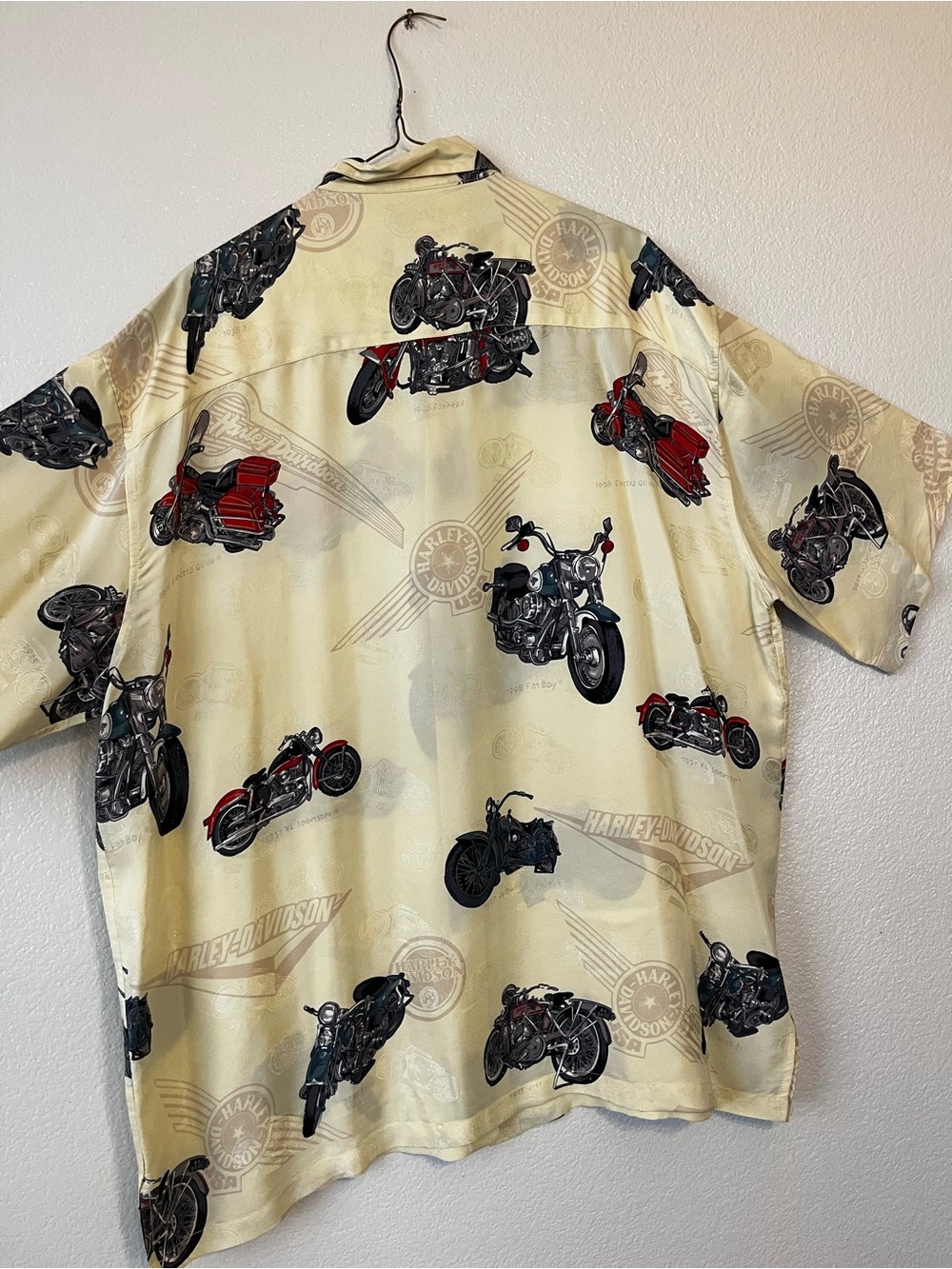Harley-Davidson Men's Cream Motorcycle Print Button-Up Shirt - Picture 2 of 5
